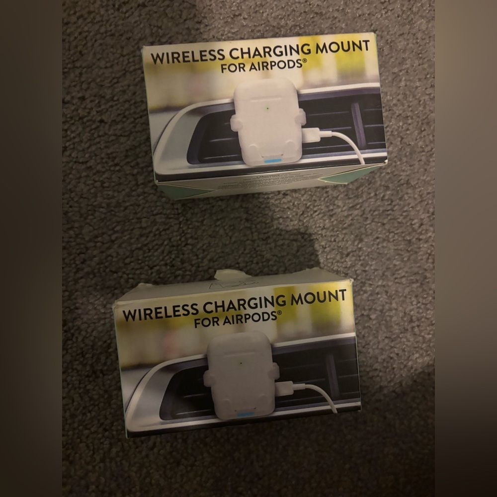 Wireless charging mount for AirPods